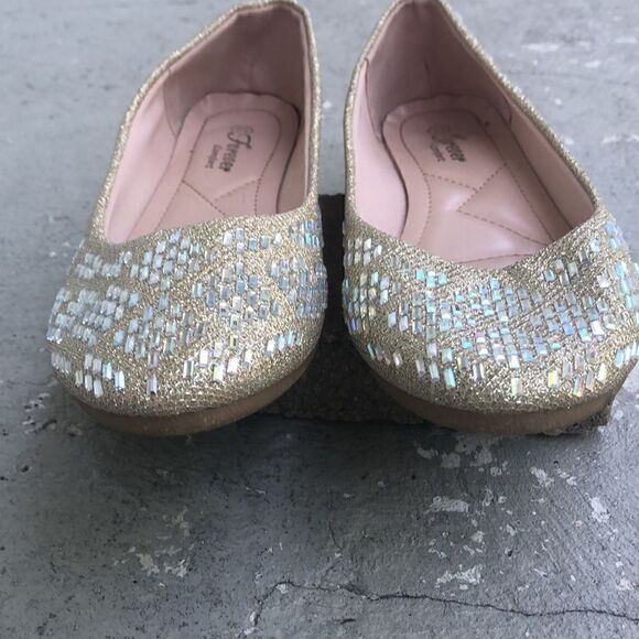 Forever Comfort  - Picture 4 of 7